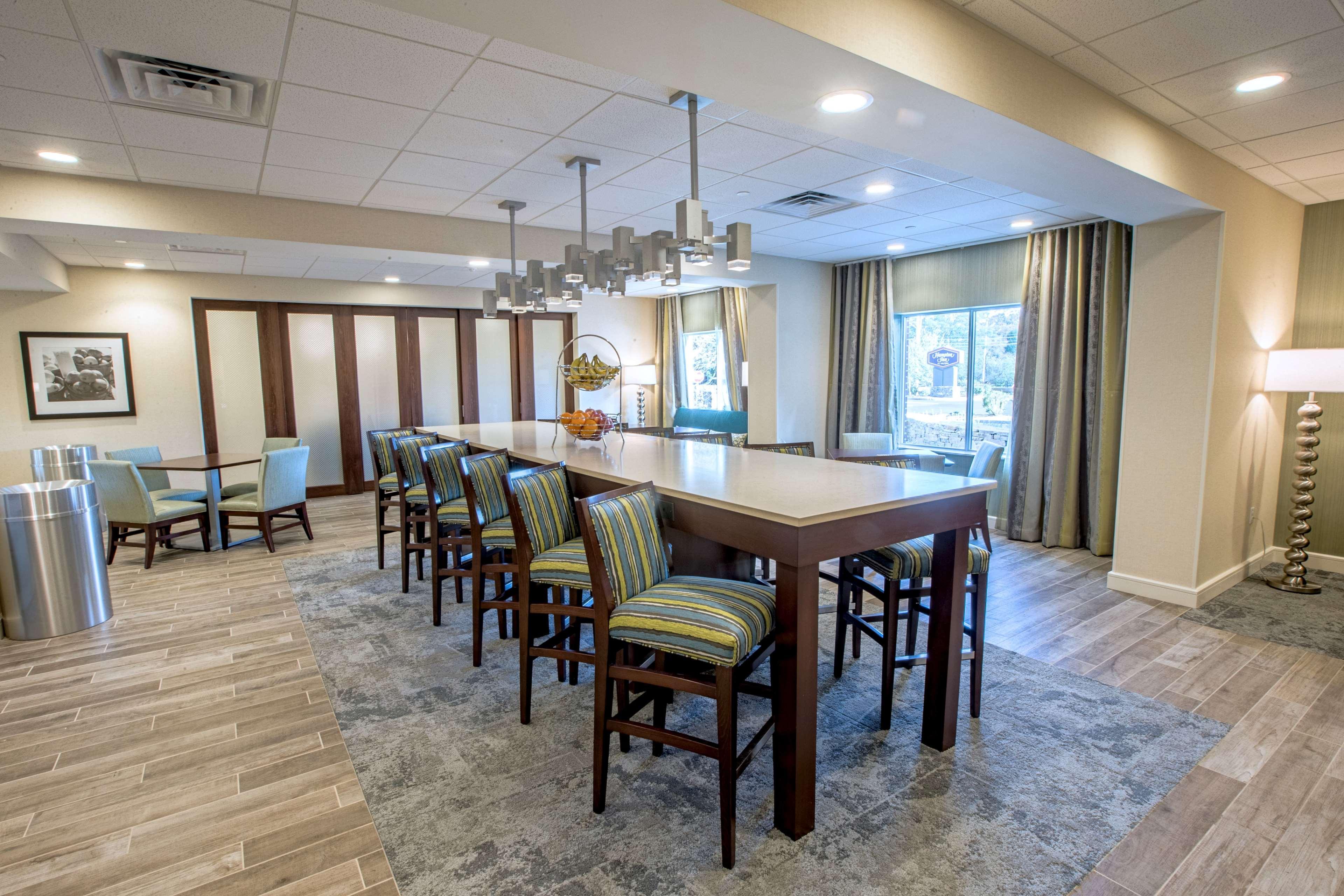 Hampton Inn By Hilton Amesbury, Ma Экстерьер фото